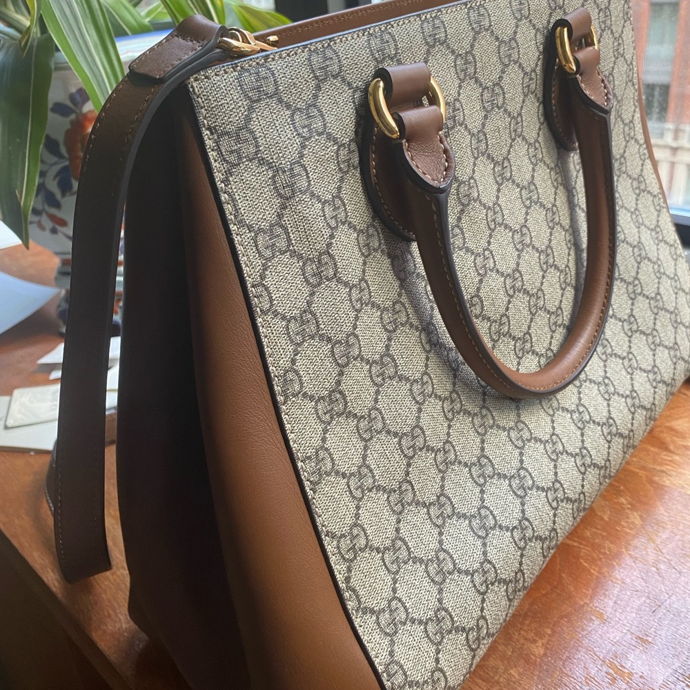 Brand new Gucci Supreme Tuscany Tote
